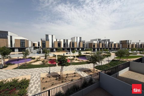 Dubai, संयुक्त अरब अमीरात में विला, 3 बेडरूम, 172.8 वर्ग मीटर, संख्या 712888