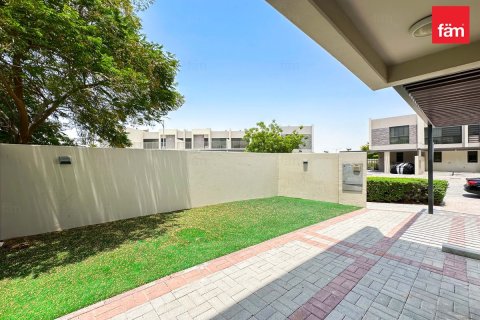 Dubai, संयुक्त अरब अमीरात में टाउनहाउस, 3 बेडरूम, 229.8 वर्ग मीटर, संख्या 712889 - फ़ोटो 5