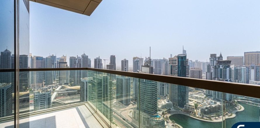 Apartment in Dubai Marina, Dubai, UAE 3 bedrooms, 168 sq.m. № 668143