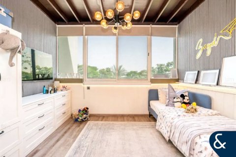 וילה להשכרה ב Jumeirah Park, Dubai, איחוד האמירויות 3 חדרי שינה, 680 מ"ר, מספר 668121 - תמונה 3