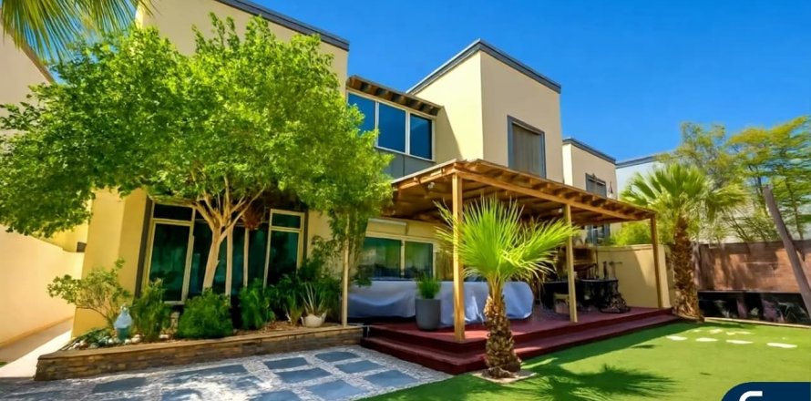 Villa in Jumeirah Park, Dubai, VAE 3 slaapkamers, 680 vr.m. nr 668121