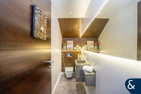 וילה להשכרה ב Jumeirah Park, Dubai, איחוד האמירויות 3 חדרי שינה, 680 מ"ר, מספר 668121 - תמונה 6