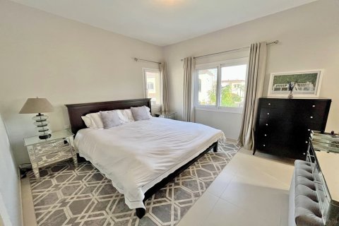 Villa zur Miete in Serena, Dubai, VAE 4 Schlafzimmer, 300 m2 Nr. 668144 - Foto 11