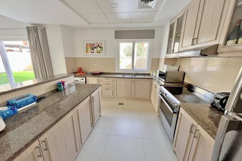 Villa zur Miete in Serena, Dubai, VAE 4 Schlafzimmer, 300 m2 Nr. 668144 - Foto 6