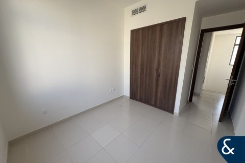 Зняти в оренду віллу в Рим, Дубай, ОАЕ 3 спальні, 213м2, № 668141 - фото 11