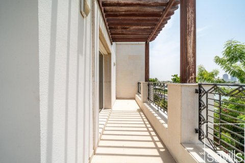فيلا للإيجار في Emirates Hills، دبي، الإمارات العربية المتحدة 6 غرفة نوم ، 1990 متر مربع ، رقم 638065 - صورة 15