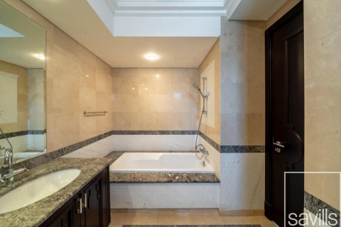 فيلا للإيجار في Emirates Hills، دبي، الإمارات العربية المتحدة 6 غرفة نوم ، 1990 متر مربع ، رقم 638065 - صورة 13