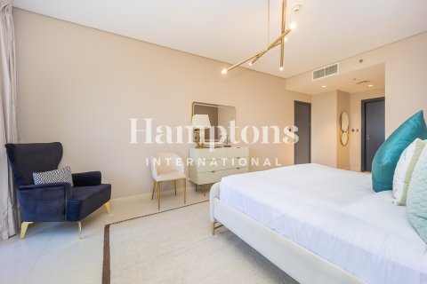 Apartment sa Palm Jumeirah, Dubai, UAE 2 silid-tulugan, 206.22979552 sq.m. № 739945 - larawan 2