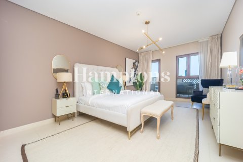 Apartment sa Palm Jumeirah, Dubai, UAE 2 silid-tulugan, 206.22979552 sq.m. № 739945 - larawan 19