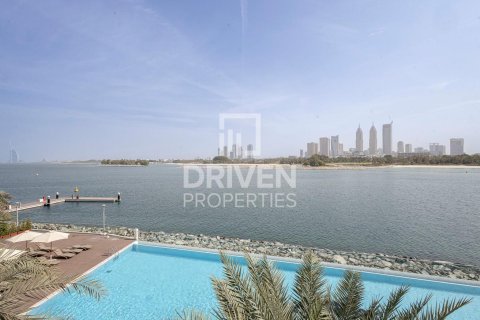 Palm Jumeirah, Dubai, संयुक्त अरब अमीरात में अपार्टमेंट, 1 बेडरूम, 129 वर्ग मीटर, संख्या 684528 - फ़ोटो 10