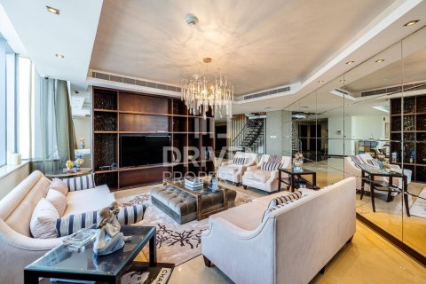 Apartemen di DIFC, Dubai, UEA 3 kamar tidur, 382 m2 nomor 654635 - foto 19