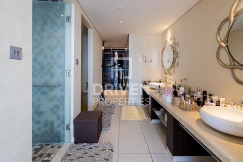Apartemen di DIFC, Dubai, UEA 3 kamar tidur, 382 m2 nomor 654635 - foto 25