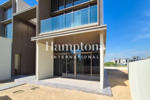 Villa in Dubai Hills Estate, Dubai, UAE 6 bedrooms, 1331.83975643 sq.m. № 671698 - photo 14