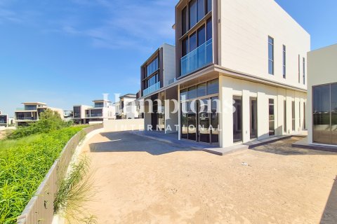 Villa in Dubai Hills Estate, Dubai, UAE 6 bedrooms, 1331.83975643 sq.m. № 671698 - photo 25