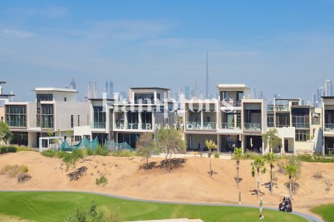 Villa in Dubai Hills Estate, Dubai, UAE 6 bedrooms, 1331.83975643 sq.m. № 671698 - photo 16