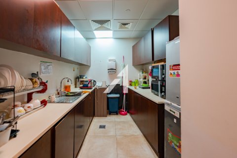 Zyrë në Dubai, Emiratet e Bashkuara Arabe 591.2 m2. № 662086 - Foto 11