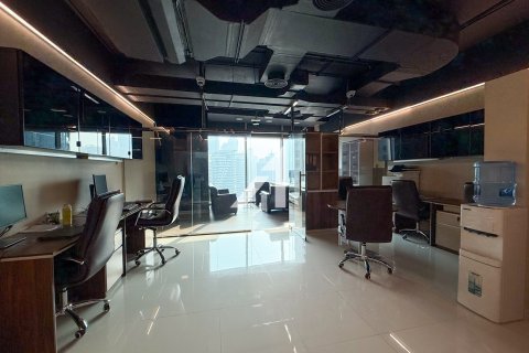 Oficina en alquiler en Dubai, EAU 62 m2 № 662083 - foto 8