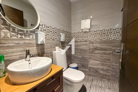 Oficina en alquiler en Dubai, EAU 62 m2 № 662083 - foto 13