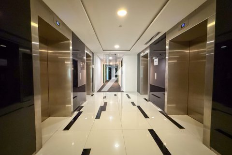 Oficina en alquiler en Dubai, EAU 62 m2 № 662083 - foto 11