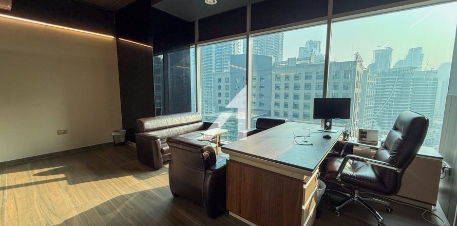 Oficina en Dubai, EAU 62 m² № 662083