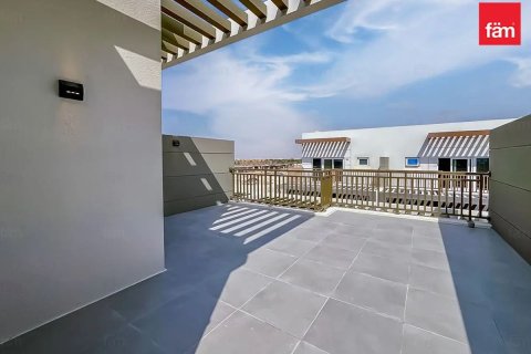 Townhouse in Dubai, UAE 4 bedrooms, 122.3 sq.m. № 708196