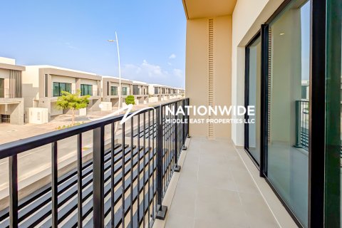 Duplex sa Abu Dhabi, UAE 3 silid-tulugan, 292 sq.m. № 686452