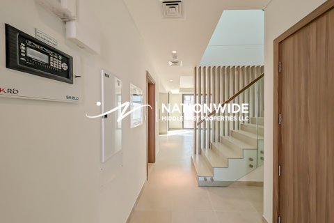 Μεζονέτα σε Abu Dhabi, ΗΑΕ 3 υπνοδωμάτια, 292 τ.μ. Αρ. 686452 - φωτογραφία 6