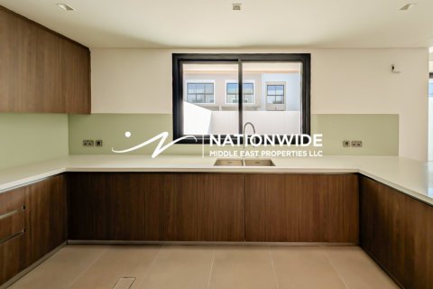 Μεζονέτα σε Abu Dhabi, ΗΑΕ 3 υπνοδωμάτια, 292 τ.μ. Αρ. 686452 - φωτογραφία 5