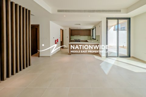 Μεζονέτα σε Abu Dhabi, ΗΑΕ 3 υπνοδωμάτια, 292 τ.μ. Αρ. 686452 - φωτογραφία 4