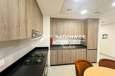 Abu Dhabi, संयुक्त अरब अमीरात में अपार्टमेंट, 1 बेडरूम, 141 वर्ग मीटर, संख्या 686455 - फ़ोटो 5