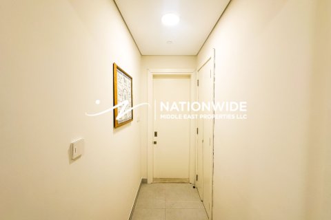 Abu Dhabi, संयुक्त अरब अमीरात में अपार्टमेंट, 1 बेडरूम, 141 वर्ग मीटर, संख्या 686455 - फ़ोटो 7