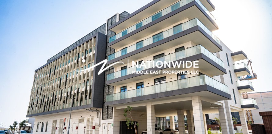 Abu Dhabi, UAE의 아파트 침실 1개, 97제곱미터 번호 686455