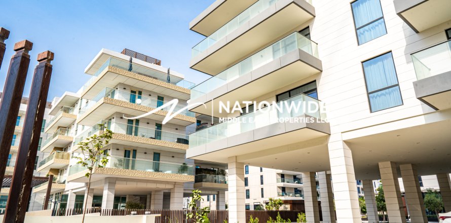 Abu Dhabi, संयुक्त अरब अमीरात में अपार्टमेंट, 2 बेडरूम, 141 वर्ग मीटर, संख्या 686453