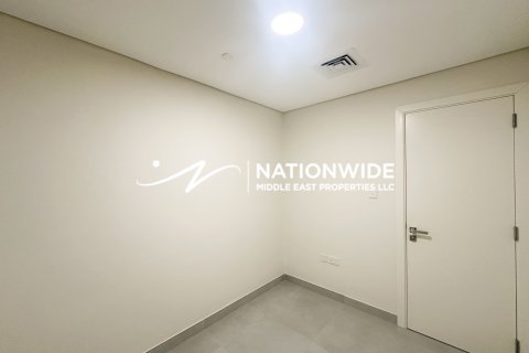 Abu Dhabi, संयुक्त अरब अमीरात में अपार्टमेंट, 3 बेडरूम, 249 वर्ग मीटर, संख्या 686454 - फ़ोटो 11