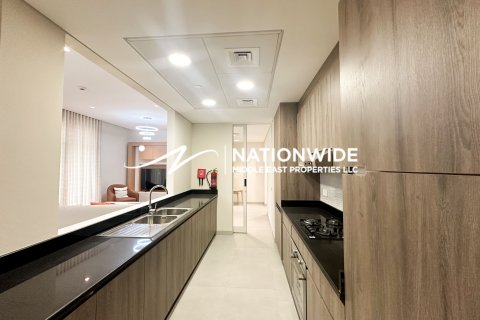 Abu Dhabi, संयुक्त अरब अमीरात में अपार्टमेंट, 3 बेडरूम, 249 वर्ग मीटर, संख्या 686454 - फ़ोटो 4