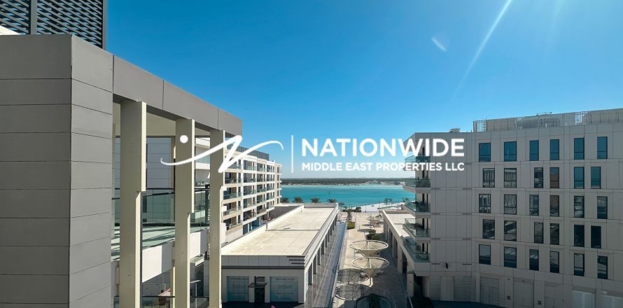 Abu Dhabi, संयुक्त अरब अमीरात में अपार्टमेंट, 3 बेडरूम, 249 वर्ग मीटर, संख्या 686454