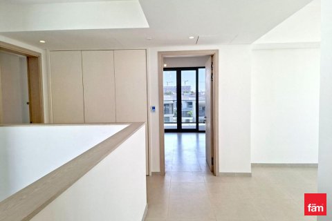 Vila u Jebel Ali, Dubai, UAE 4 spavaćih soba, 676 m2 Br. 719434 - fotografija 11