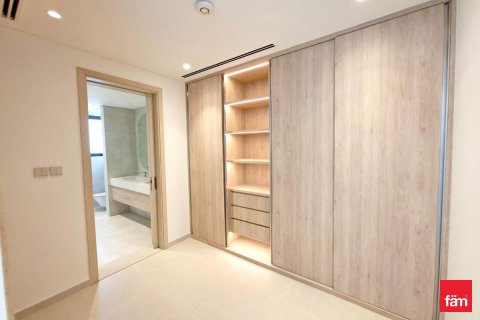 Vila u Jebel Ali, Dubai, UAE 4 spavaćih soba, 676 m2 Br. 719434 - fotografija 17