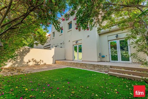 Üürile anda ridamaja asukohaga Al Furjan, Dubai, AÜE: 3 magamistoaga, 229.6 m² Nr 719430 - pilt 21