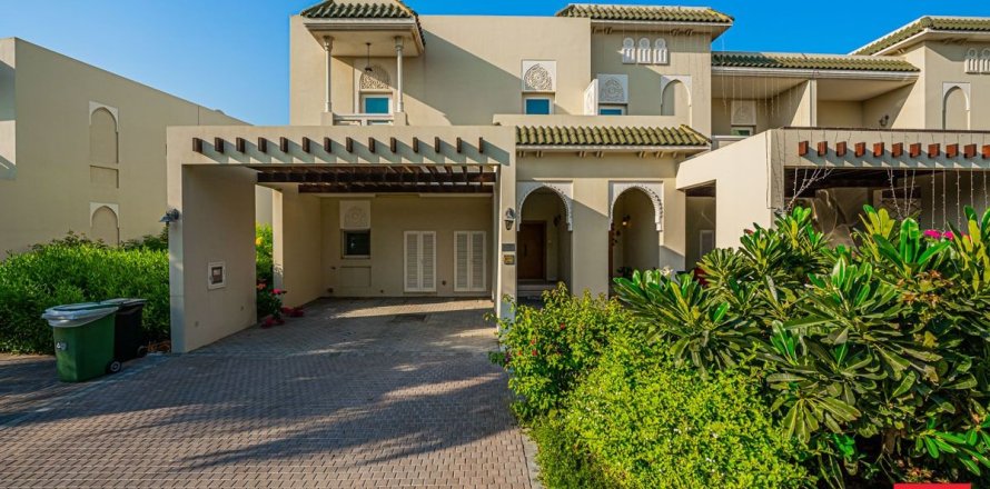 Ridamaja asukohaga Al Furjan, Dubai, AÜE: 3 magamistoaga, 229.6 m² Nr 719430