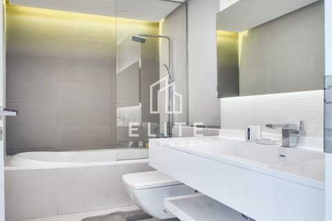 Apartment in Dubai Marina, Dubai, UAE 1 bedroom, 67 sq.m. № 736098 - photo 7