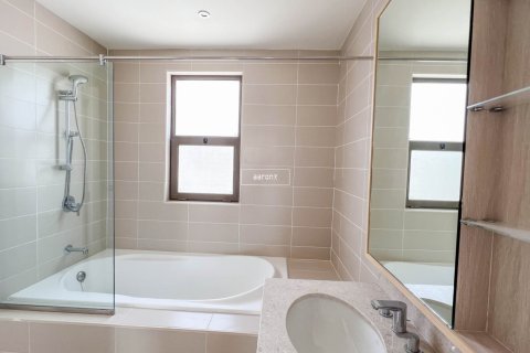 Casa urbana para arrendamento em Reem, Dubai, EAU 4 quartos, 343.2 m2 № 641087 - foto 17