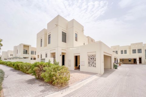 Casa urbana para arrendamento em Reem, Dubai, EAU 4 quartos, 343.2 m2 № 641087 - foto 21