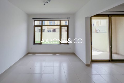 Kuća u nizu u Reem, Dubai, UAE 4 spavaćih soba, 343 m2 Br. 641087 - fotografija 5