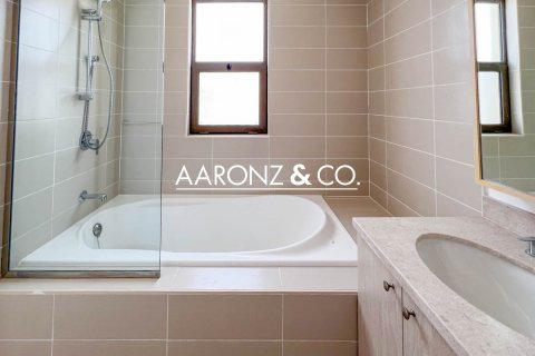 Kuća u nizu u Reem, Dubai, UAE 4 spavaćih soba, 343 m2 Br. 641087 - fotografija 16