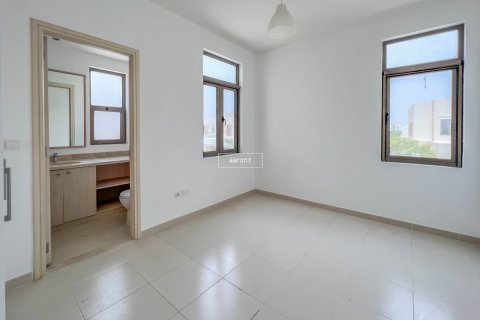 Casa urbana para arrendamento em Reem, Dubai, EAU 4 quartos, 343.2 m2 № 641087 - foto 2