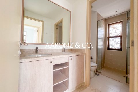Kuća u nizu u Reem, Dubai, UAE 4 spavaćih soba, 343 m2 Br. 641087 - fotografija 18