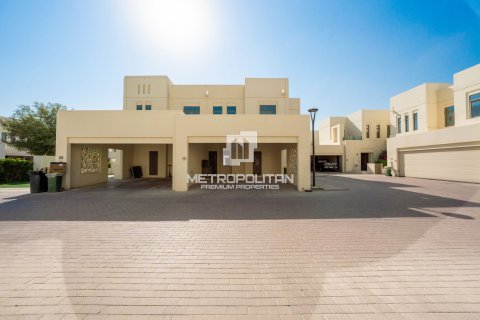 Rijtjeshuis te huur in Reem, Dubai, VAE 3 slaapkamers, 209 vr.m., nr 664994 - foto 27