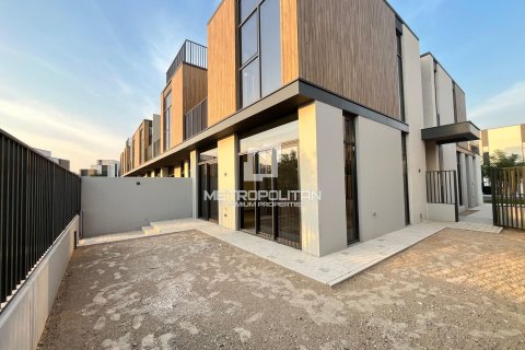 Villa til leje i Mudon, Dubai, UAE 4 soveværelser, 241 kvm № 664992 - foto 3