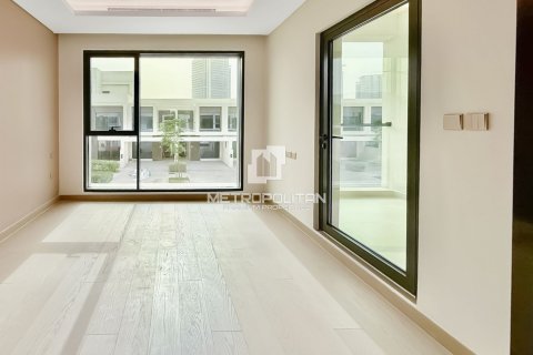 Casa urbana para venda em DAMAC Hills (Akoya by DAMAC), Dubai, EAU 3 quartos, 246 m2 № 664996 - foto 12